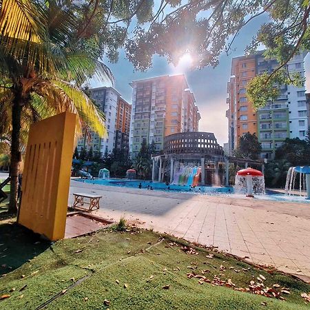 Melaka Top Largest Waterpark Resort - By Youbnb Homestay Melaka Exterior foto