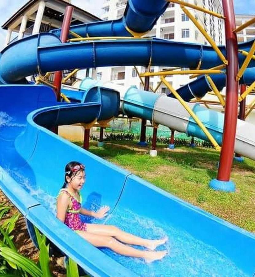 Melaka Top Largest Waterpark Resort - By Youbnb Homestay Melaka Exterior foto